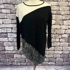 Evelyn & Arthur Black & White Asymmetrical Sweater Size Large